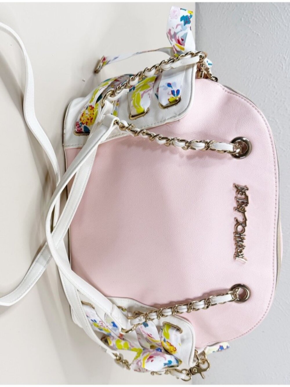 Betsey Johnson Pink Butterfly Bumblebee Strap Gold Hardware  Dome Purse EUC